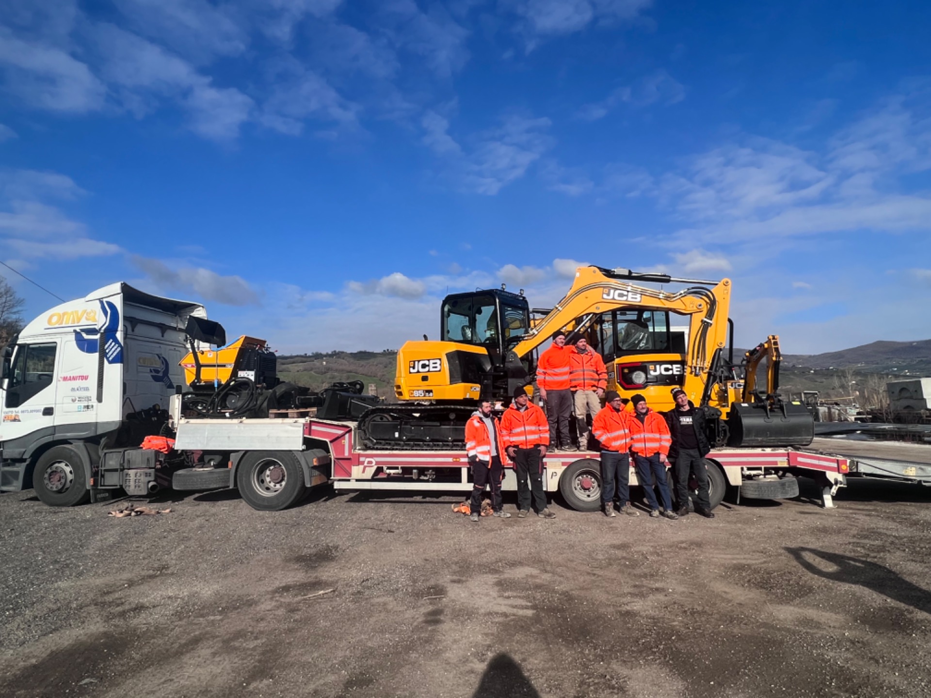 Ultimi modelli di escavatori Jcb e Mini pala cingolata