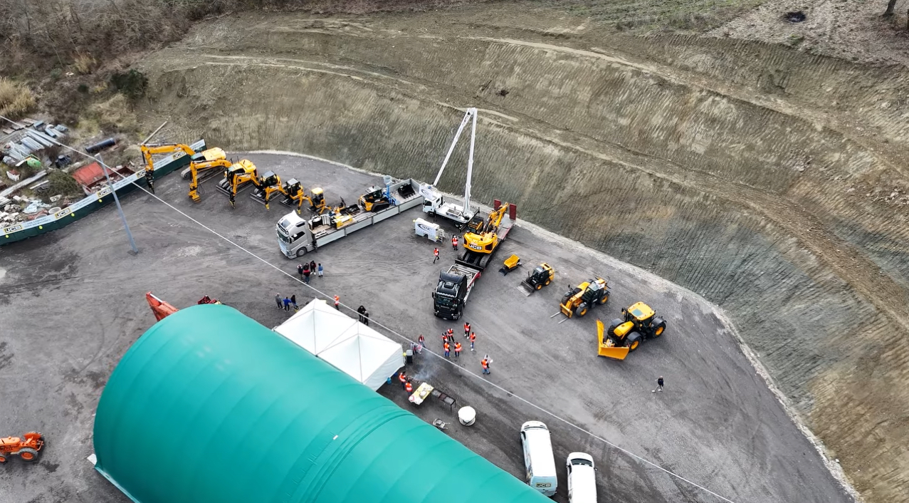 Anteprima del nostro “ parco macchine Jcb “